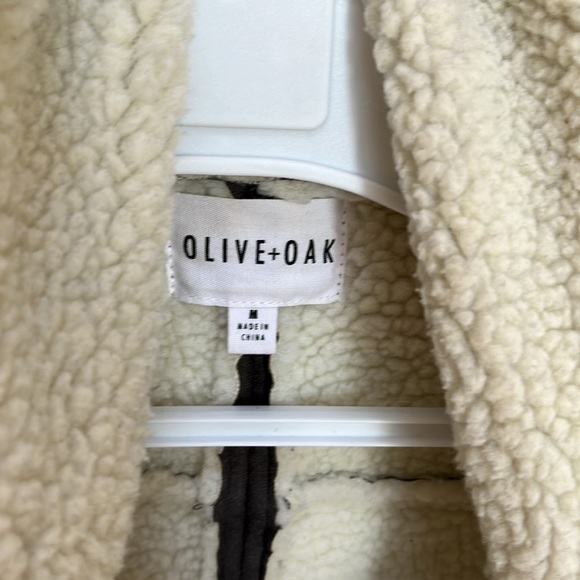 Olive & Oak Grey faux suede and shearling vest - Picture 4 of 7